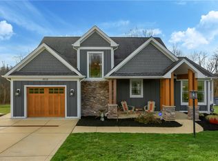 1050 Lyons Run Rd, Murrysville, PA 15668