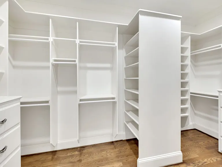 3205 Woodlawn Dr — Photo 23