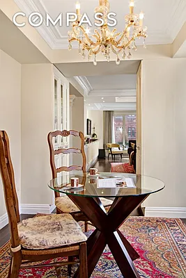 Sold by Compass | media 25