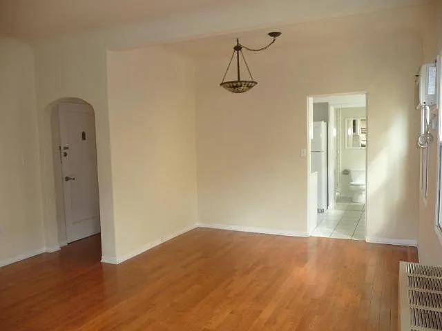 538 1/2 N Spaulding Ave — Photo 2