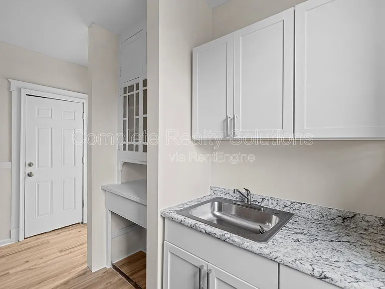 4301 S 38th St #1S — Photo 7