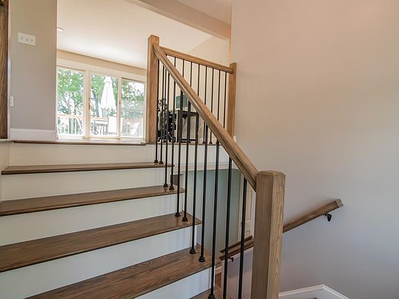 3rd image of 135 Greenwood Court