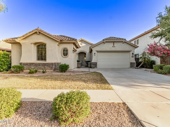 2935 E BLUE SAGE Road, Gilbert, AZ 85297