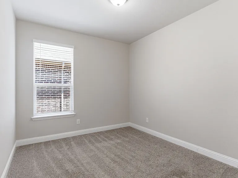 1017 Almond St — Photo 23