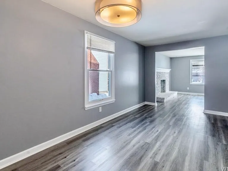21 Fairgreen Dr — Photo 5