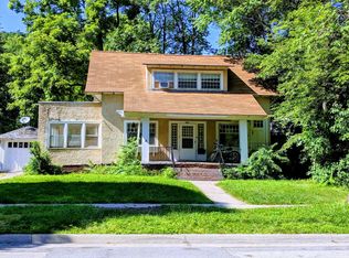 607 8th St, Ames, IA 50010