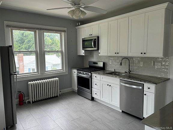 4th image of 31 Forest Ave