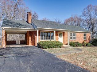 217 Maple Hills Dr, Lynchburg, VA 24502