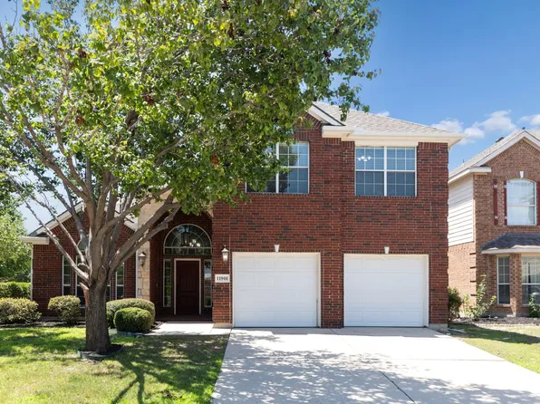 11901 Summerwind Dr, Fort Worth, TX 76244