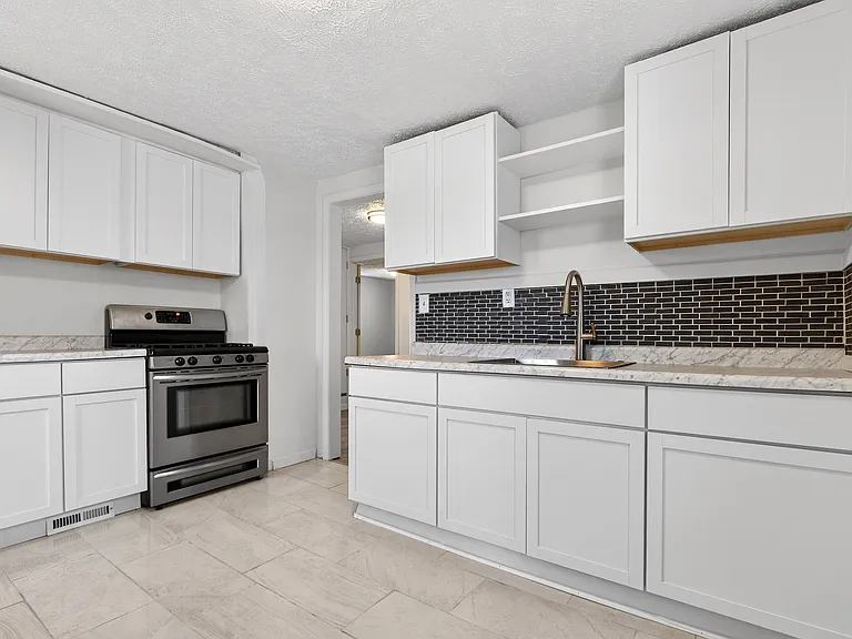 530 Hammel St #2 — Photo 1
