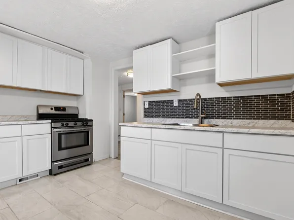 530 Hammel St #2, Akron, OH 44306