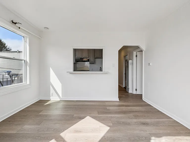 3235 Fillmore St #4 — Photo 11