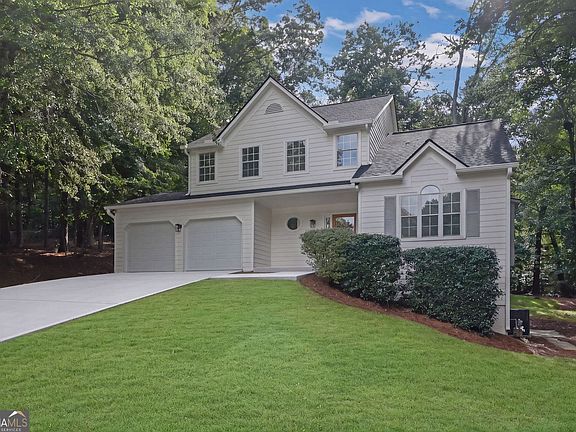 2nd image of 3444 Chancellors Dr