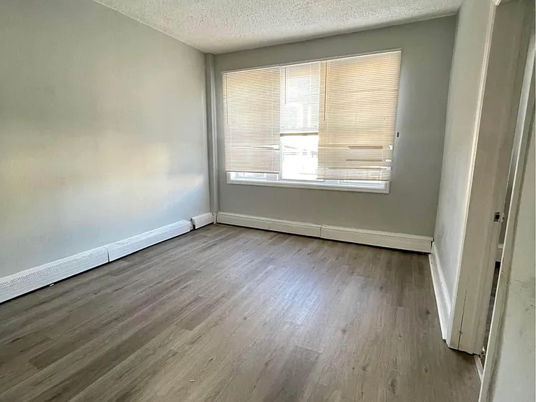 34 12th Ave #8B — Photo 5