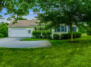 60 Lone Pine Ln #60, Yarmouth, ME 04096
