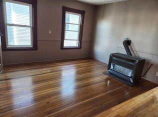 28 Viall St FLOOR 3, New Bedford, MA 02744
