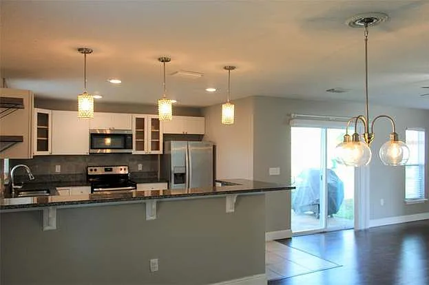242 Abbotsbury Dr — Photo 38