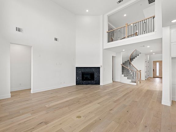 Elevation E