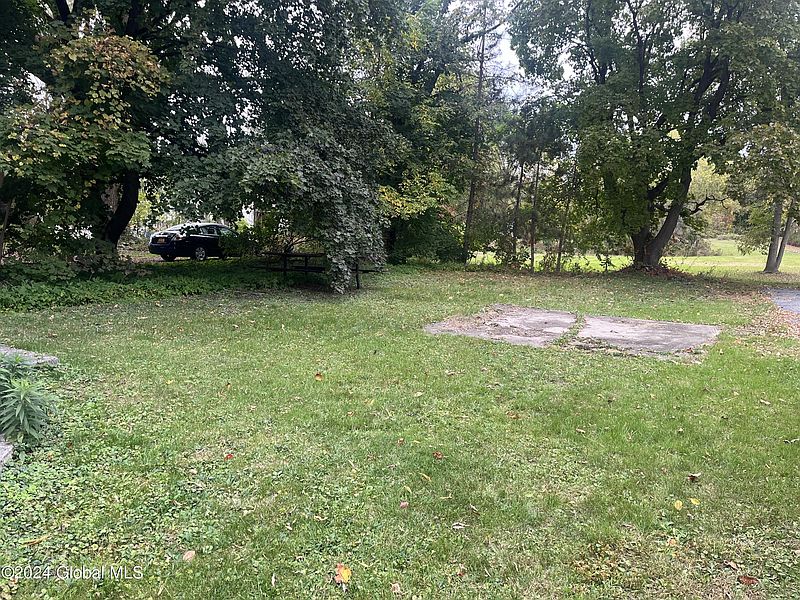 4th image of 13 Sheridan Street