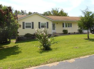 148 Tracy Ln, De Soto, MO 63020