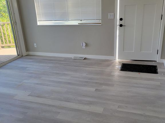 4th image of 20511 28th Ave W #2