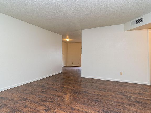 5th image of 2740 E Harmony Ave