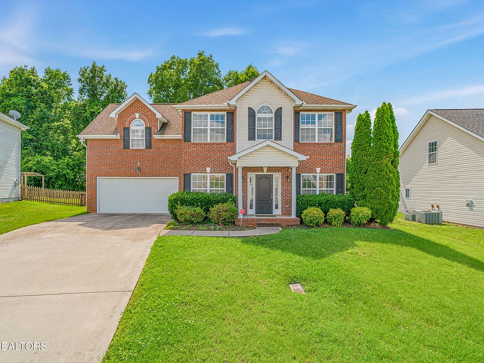 1st image of 913 Carter Ridge Dr