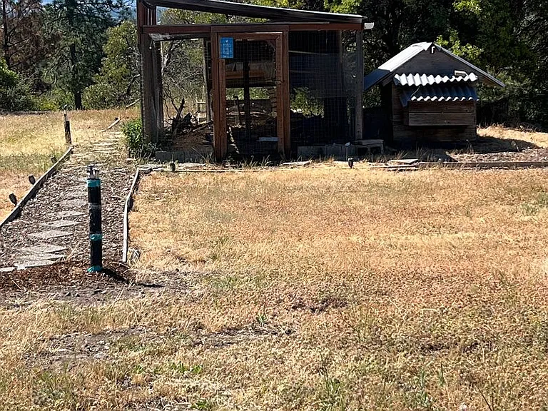 4312 Beagle Rd — Photo 15