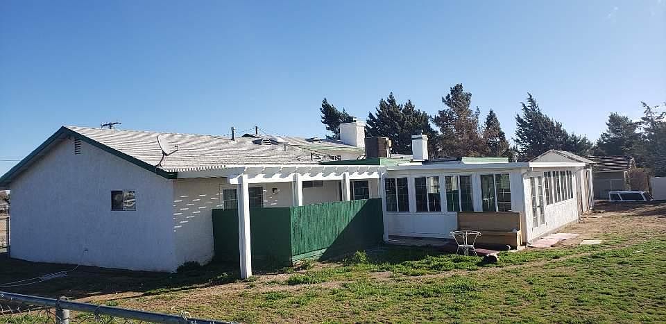 2nd image of 14969 Cedar St