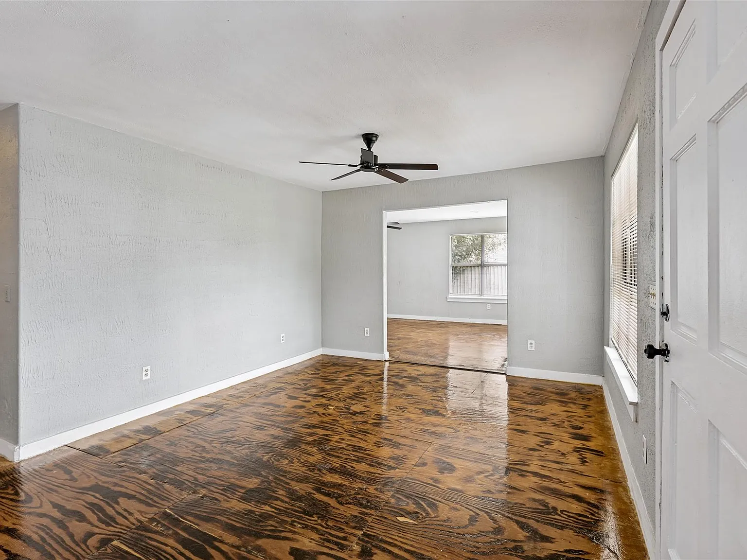 4 bed, 3.0 bath, 2150 sqft, $2,900 — Photo 4