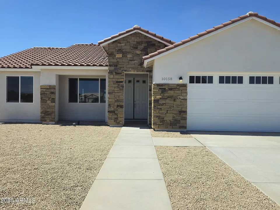 10158 W San Lazaro Dr