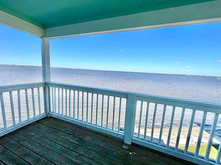 15928 Innerarity Point Rd — Photo 31