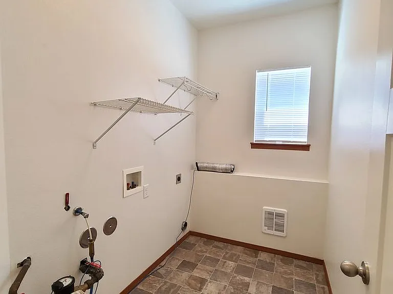 6022 N Wiscomb St — Photo 9