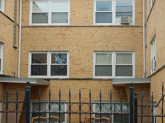 2nd image of 6944 W Diversey Ave APT 2N