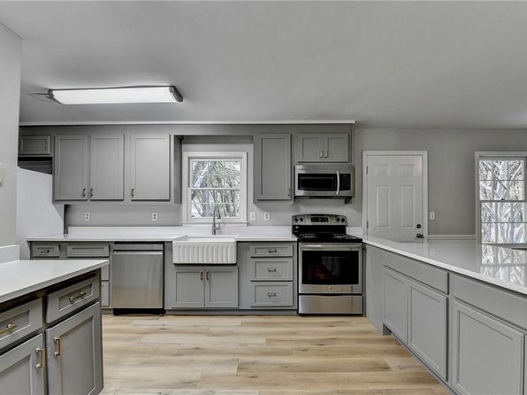 3081 Frankie Ln, Duluth, GA 30096