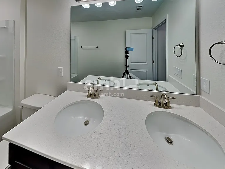 2812 Ponds Trl — Photo 20