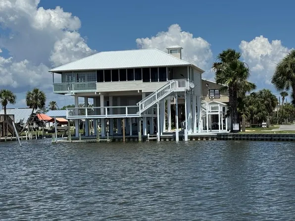 258 W 7th Ave, Horseshoe Beach, FL 32648