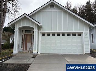 2469 NW Hummingbird Dr, Corvallis, OR 97330