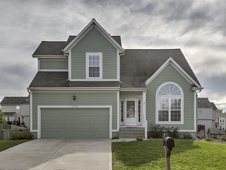 Open Sunday Nov 20 - 2-4pm