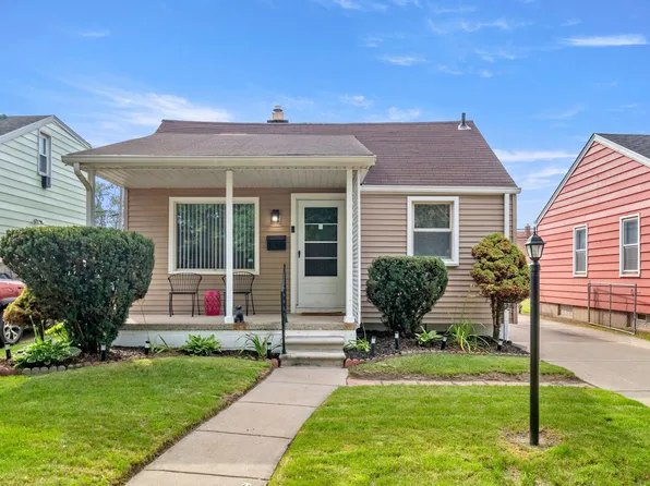 17246 Wall St, Melvindale, MI 48122