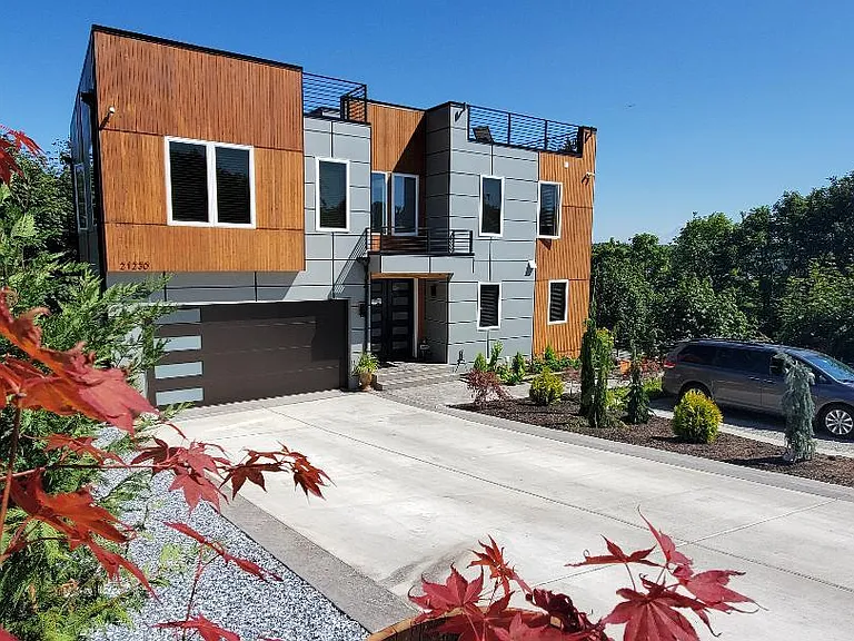 21230 6th Ave S — Photo 1