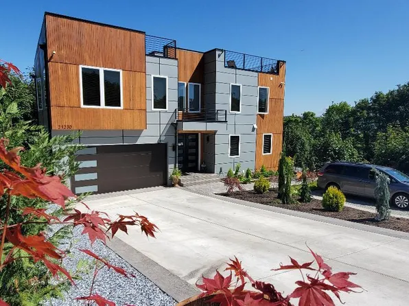 21230 6th Ave S, Des Moines, WA 98198