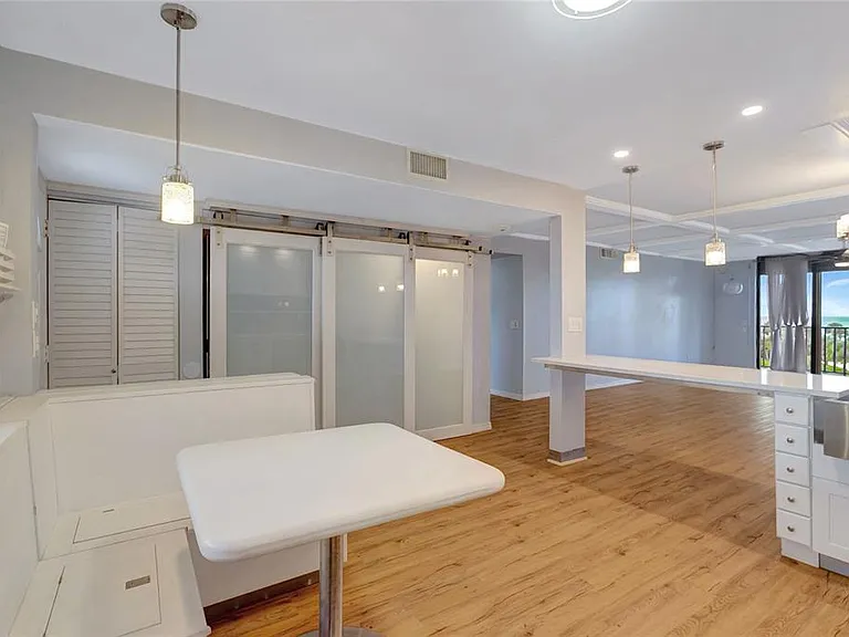 1581 Gulf Blvd #302N — Photo 7