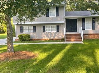 9226 Carlton Trl NW, Covington, GA 30014