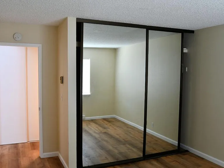 480 E Okeefe St #313 — Photo 5