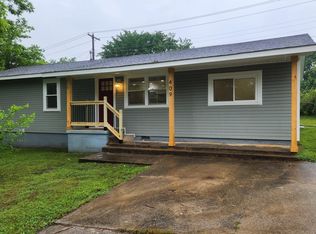 409 Spruce St, Van Buren, AR 72956