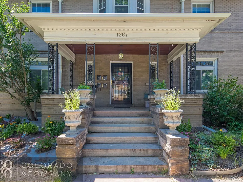 1267 N Marion St #2