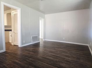 307 E Kittyhawk Dr, Midwest City, OK 73110