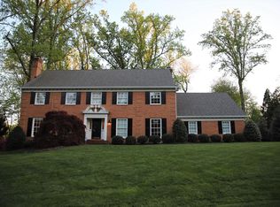 1164 Old Stage Ct, Mc Lean, VA 22102