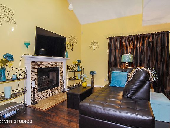 4th image of 3194 Anton Dr